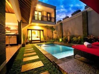 Hotel De Bharata Bali